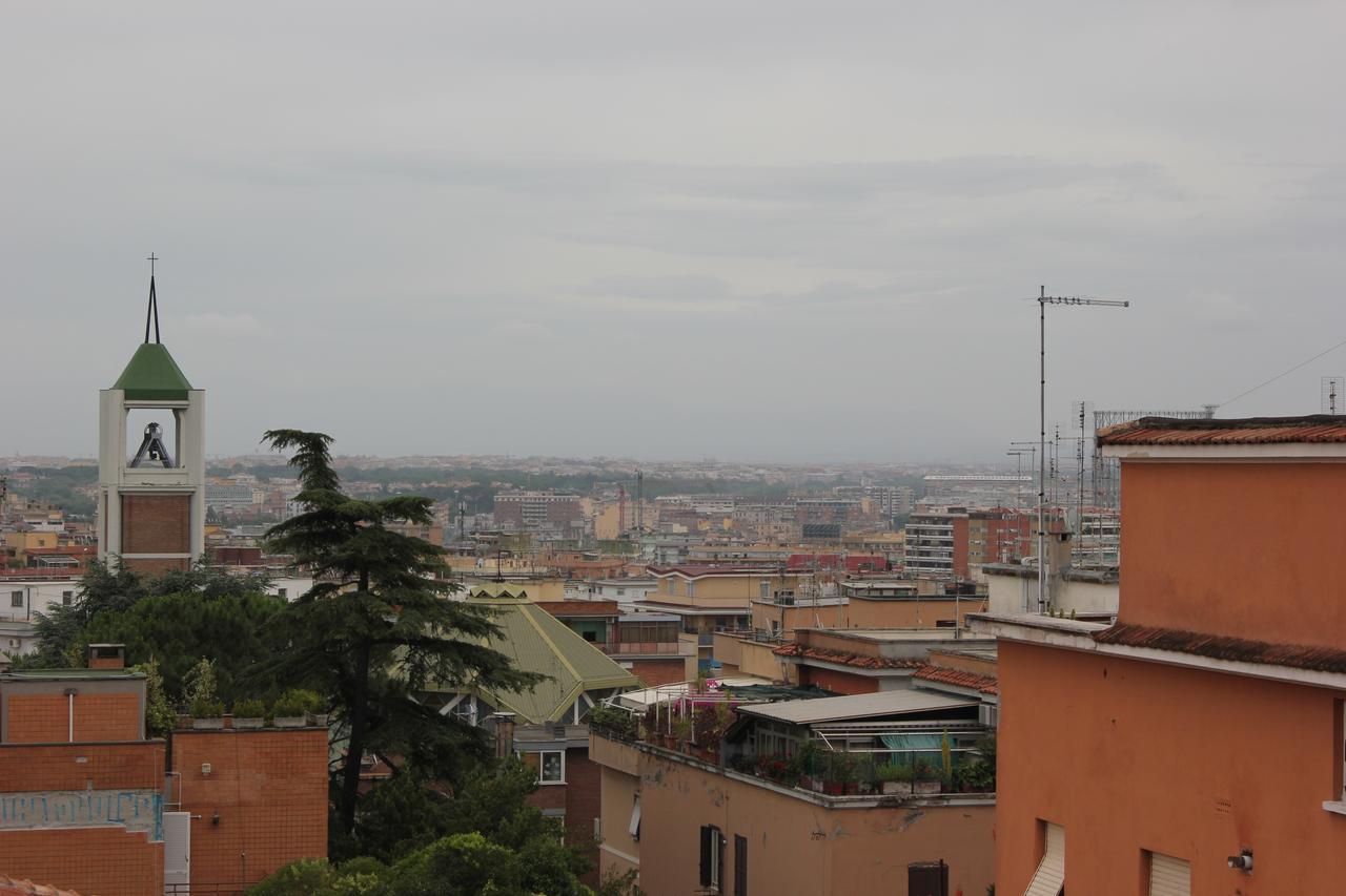 Hotel Casa Per Ferie Beato Rosaz Rom Exterior foto
